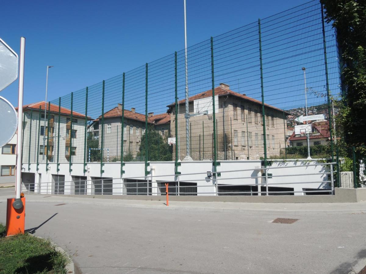 Hotel Logavina 8 Garage Parking Сараево Экстерьер фото